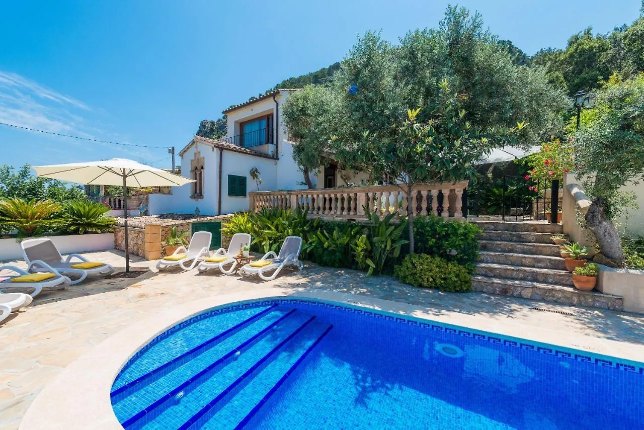 Coster Catalanet Villa Pollenca Spain