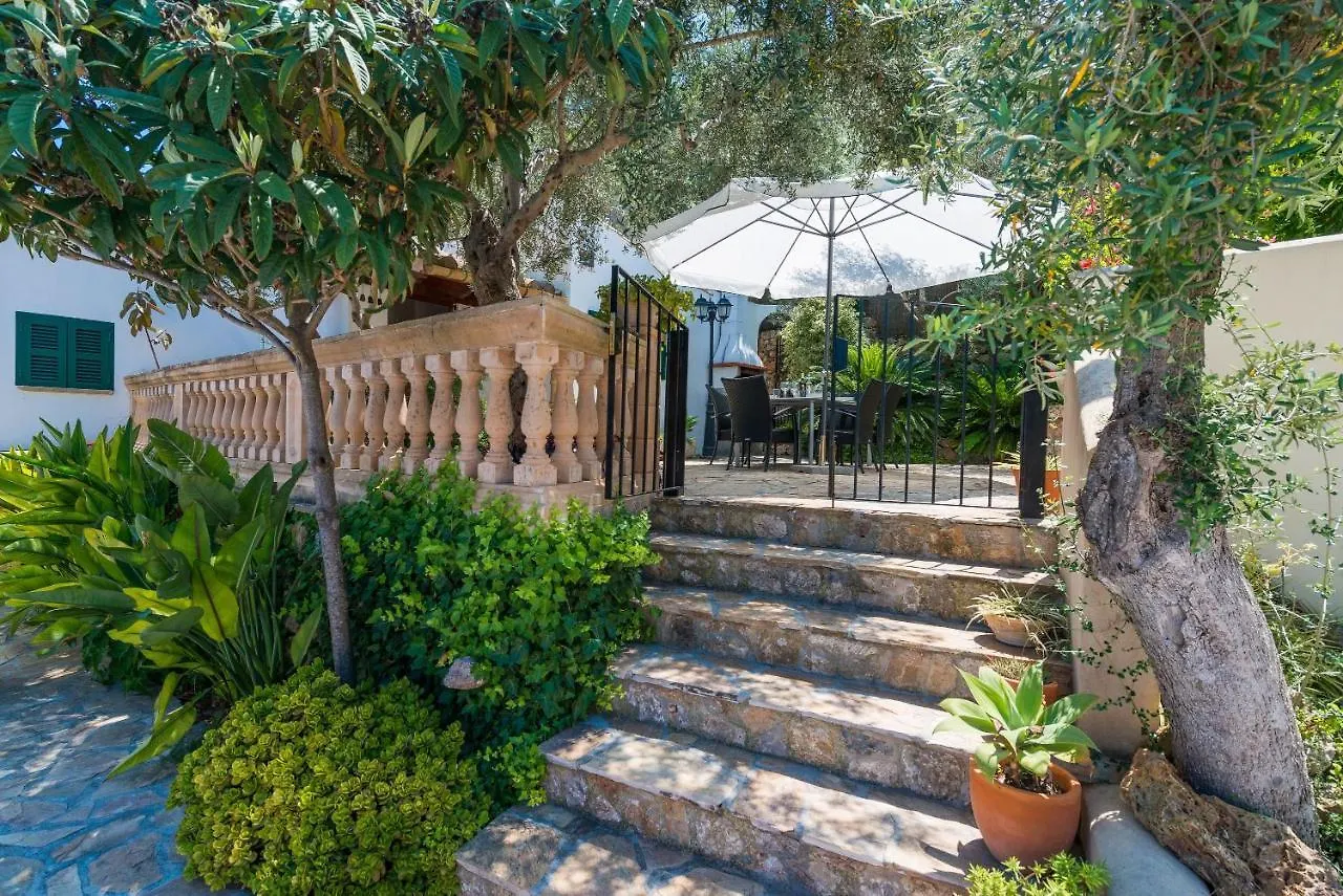 Coster Catalanet Villa Pollenca
